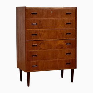 Chest of Drawers in Teak