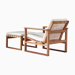 Set of Model 246 Lounge Chair and Ottoman in Oak and Teak attributed to Børge Mogensen for Fredericia, 1957
