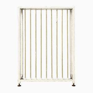 Italienische Mid-Century Modern Metall Heizkörperabdeckung in Beige & Weiß, 1950er