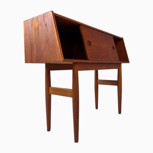 Comò nr. 31 in teak di Aksel Kjersgaard