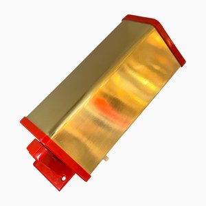 Lampada da parete rossa e dorata di Lyfa