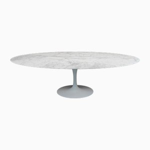 Tavolo da pranzo Tulip di Eero Saarinen per Knoll International