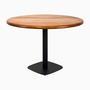 Mesa de comedor redonda de teca de Niels Bach, años 70