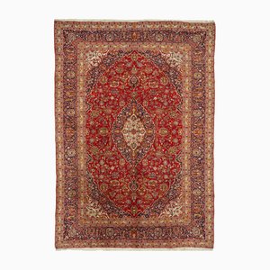 Großer roter Vintage Teppich