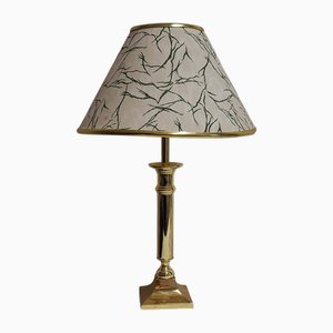 Lampada da tavolo vintage con base in ottone e paralume in tessuto di Paget, inizio XXI secolo