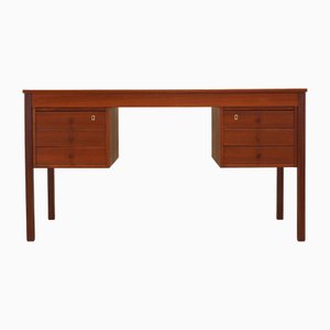 Dänischer Vintage Schreibtisch aus Teak, 1970er