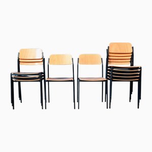 Sillas apilables minimalistas. Juego de 10