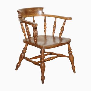 Silla eduardiana para fumadores de olmo con respaldo inclinado, década de 1900