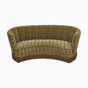 Sofá Banan danés de tres plazas de terciopelo verde para muebles, años 60