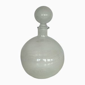 Bottiglia rotonda in vetro di Murano filigranato bianco con tappo, 1983