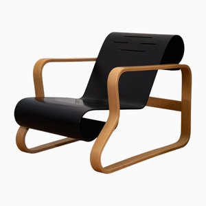 Butaca Paimio No 41 atribuida a Alvar Aalto para Artek, Finlandia, años 30