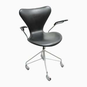 Chaise de Bureau Pivotante Modèle 3217 par Arne Jacobsen pour Fritz Hansen, 1950s