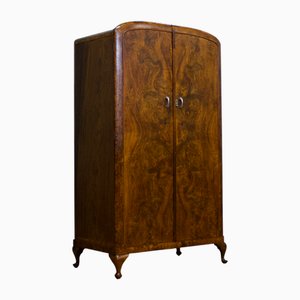 Kompakter Art Deco Kleiderschrank aus Nussholz & Nussholzfurnier, 1930er