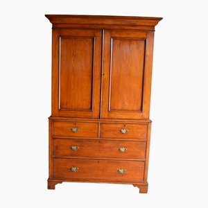 Antique Cabinet in Oak