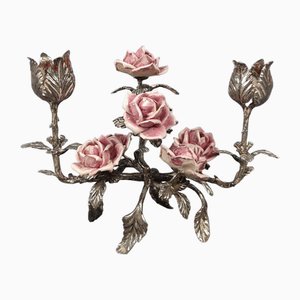 Portacandela vintage in argento 800 con composizione di rose di Capodimonte, anni '60