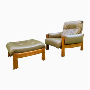 Poltrona brutalista e poggiapiedi nello stile di Pierre Chapo, anni '60