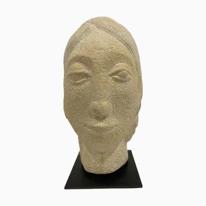 Rizimu Chiwawa, Testa Scultura, Pietra