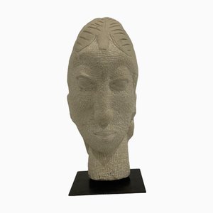 Rizimu Chiwawa, Testa Scultura, Pietra