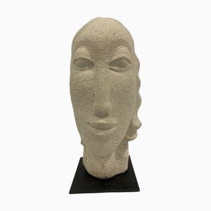Rizimu Chiwawa, Testa Scultura, Pietra