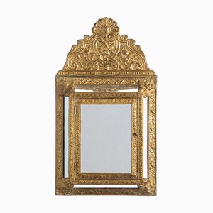 Französischer Repoussé Spiegel aus Messing mit verstecktem Fach, 1800er