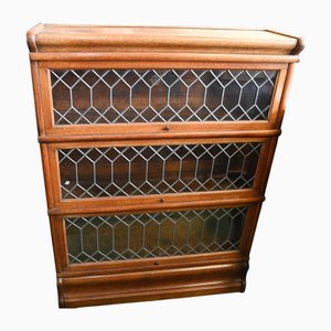 Libreria da barrister in stile gotico di Globe Wernicke, fine XIX secolo