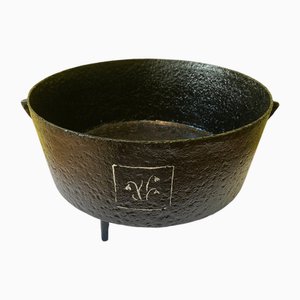 Cast Iron Pixie Ear Cooking Pot