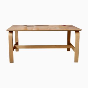 Mesa de centro escandinava rectangular de madera curvada