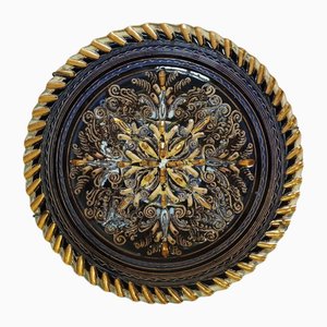Plato de cerámica esmaltada con decoración incisa de Louis Waem para Maitrise de Nimy, años 40