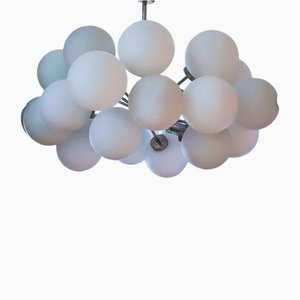 Großer Starburst Sputnik Chrom Kronleuchter aus Opalglas mit 24 Leuchten von Richard Essig, 1960er