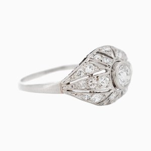 Art Deco Ring in Platinum and Diamonds, 1920s