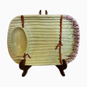 Majolica Ceramic Trompe-L’Oeil Hand-Painted Asparagus Dish, 1950s-1970s