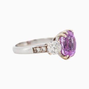 Bague trilogie en or et saphir de Ceylan rose 5 carats
