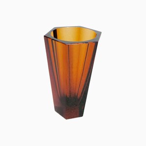 Vase Art Déco en Verre Ambré Foncé de Moser, Ex-Tchécoslovaquie, 1930