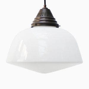 Lampada a sospensione Art Déco in vetro opalino bianco, anni '20