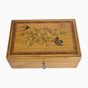 Jugendstil Kiste aus Olivenholz, 1890er