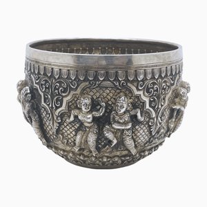 Cuenco birmano de plata, década de 1880