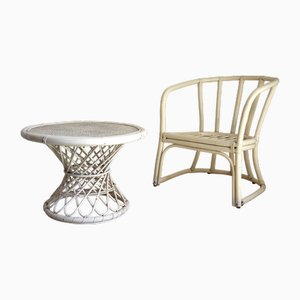 Tavolini da caffè in bambù bianco e vimini con poltrone, anni '70, set di 2
