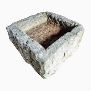 Antiker französischer Trog aus Stein