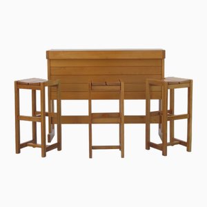 Bar con tre sgabelli alti in legno di Regain, 1983, set di 4