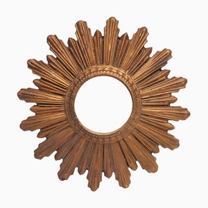 Espejo en forma de sol pequeño de madera dorada, 1940