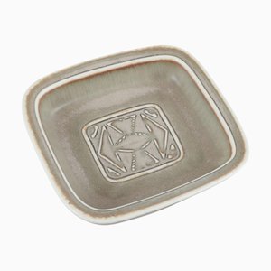 Piatto quadrato della metà del XX secolo in ceramica di Gunnar Nylund per Rörstrand