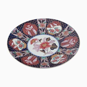 Japanese Kutami Dish in Porcelain Hand-Decorated with Floral Motifs