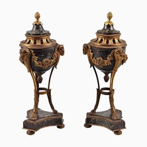 Cassolettes francesas antiguas de bronce y mármol, siglo XIX. Juego de 2