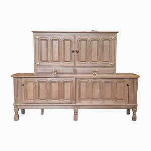 Enfilade Deux Corps en Chêne par Guillerme Et Chambron pour Votre Maison