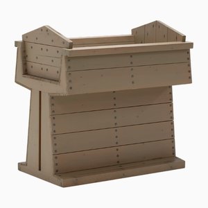 Cot attributed to Dom Hans van der Laan