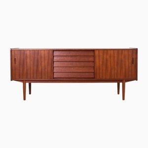 Credenza Mid-Century moderna in teak di Nils Jonsson per Hugo Troeds, Svezia, anni '60