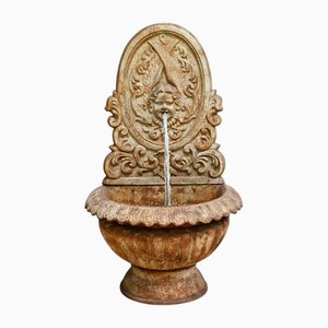 Fontana in ghisa, inizio XX secolo