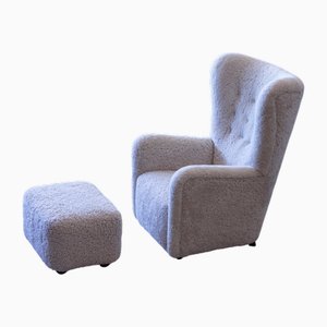 Set of 1672 Wingback Chair and Pouf by Fritz Hansen, 1930s