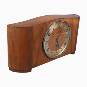 Orologio da tavolo vintage in legno a carica manuale con chiave, anni '40