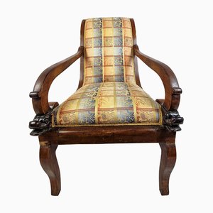Poltrona vintage in legno di noce